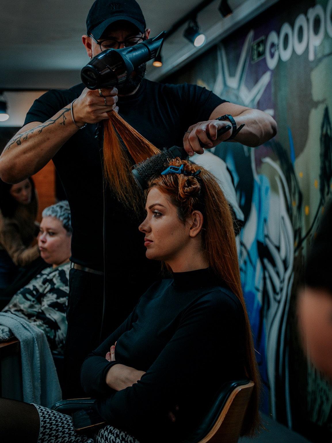 Qual o melhor salão de beleza no Moinhos de Vento para corte personalizado e coloração | Cooper NYC